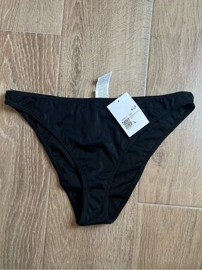 Forever 21 Ribbed Bikini Bottom NWT